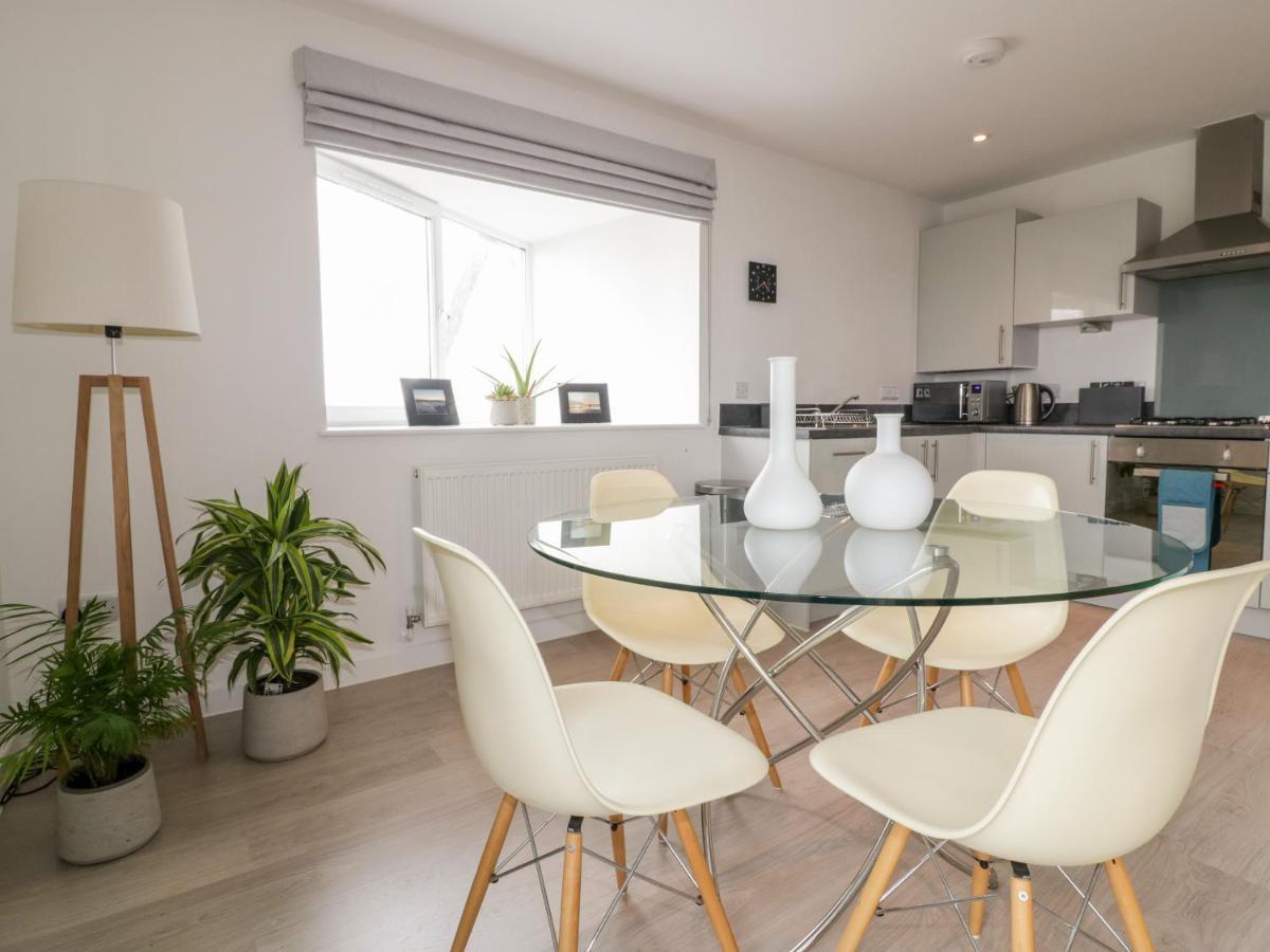 The Lookout Apartment *